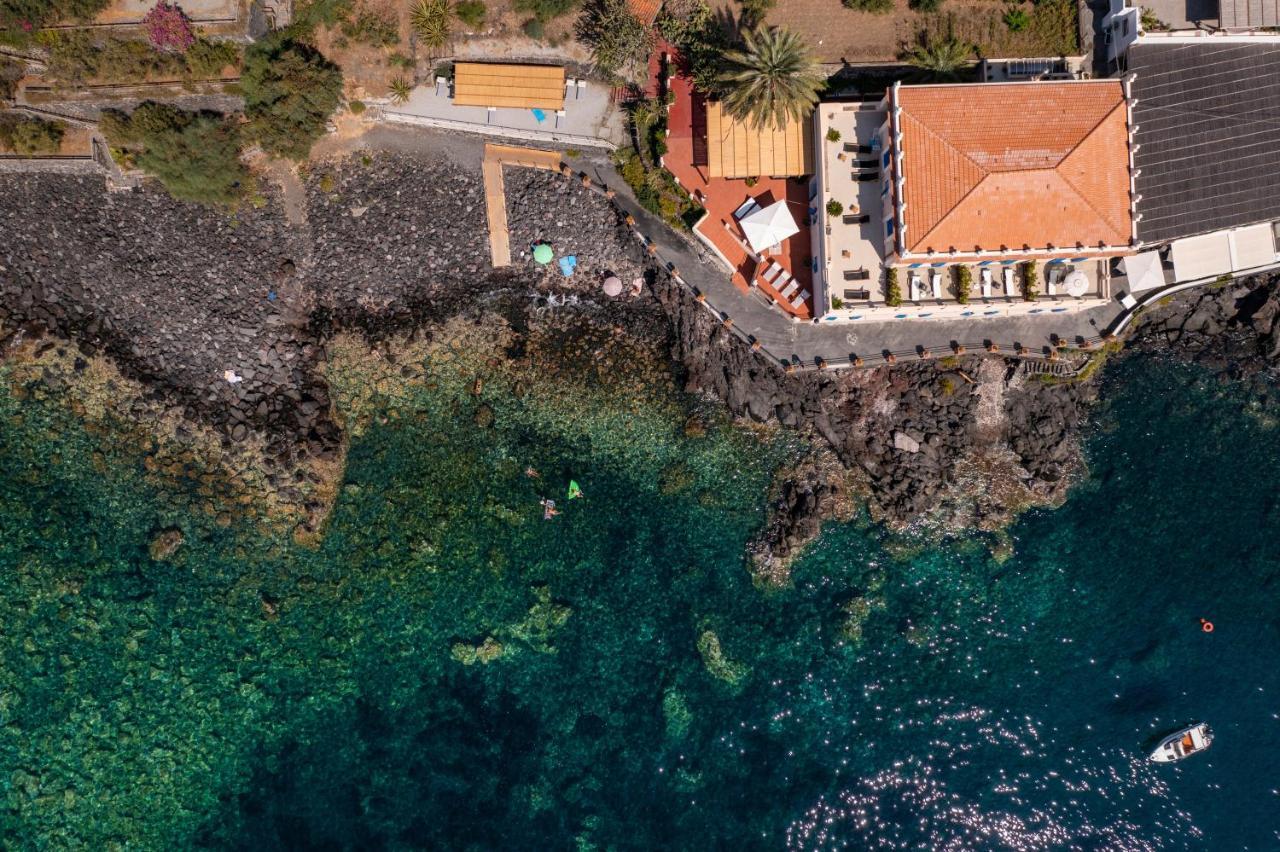 Hotel L'Ariana Isole Eolie - Una Esperienze Leni Exterior foto